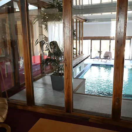 Prázdninový dům La Grange Des Bardins - Piscine Interieure, Sauna, Bar