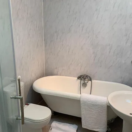 Prázdninový dům La Grange Des Bardins - Piscine Interieure, Sauna, Bar *